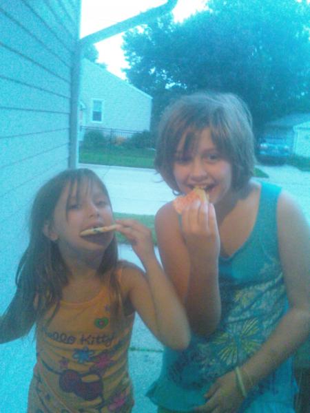 Melhoney, my grand daughter (6) and my daughter Leah (11).