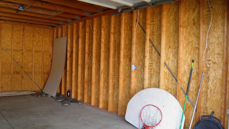 All the electrical lines had been cut in the garage.