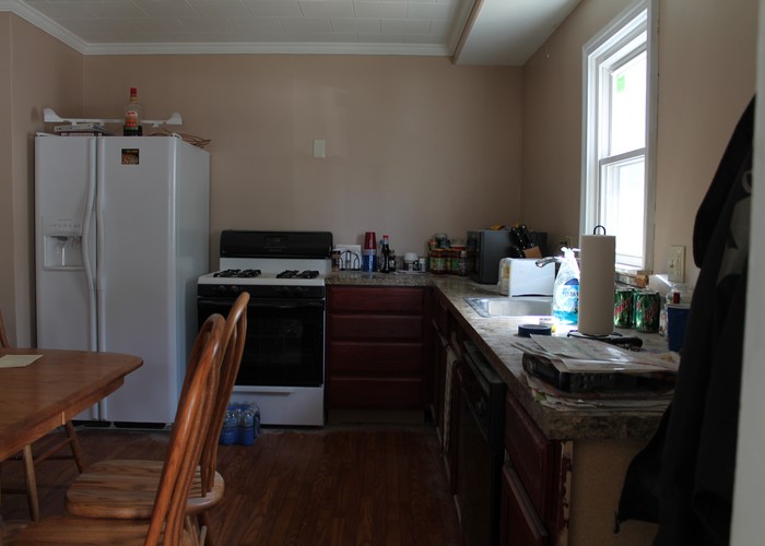 Look...kitchen cabinets.