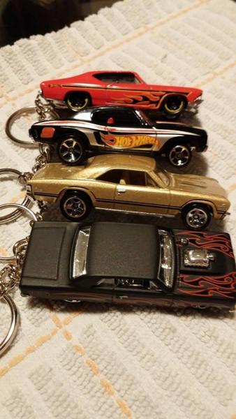Key chains by flash