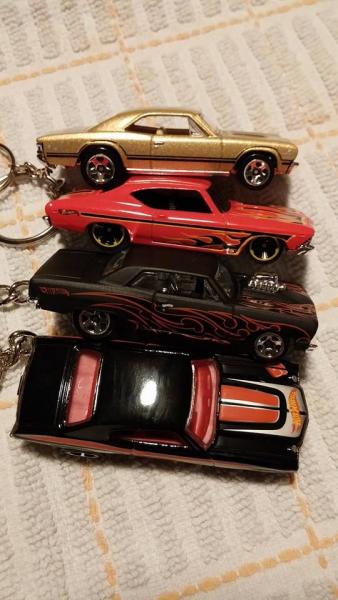 Key chains by flash