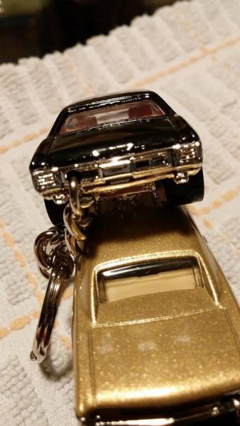 Key chains by flash