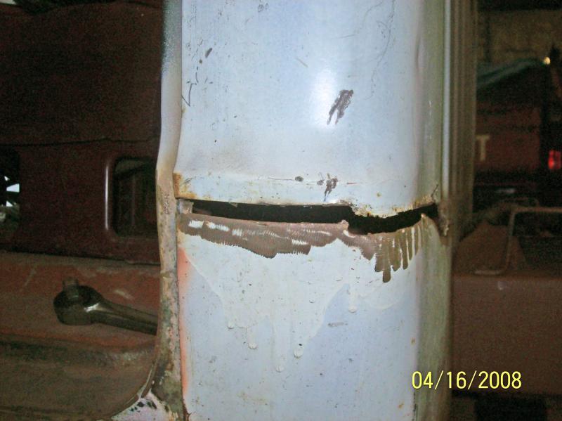1 poorly installed cab corner