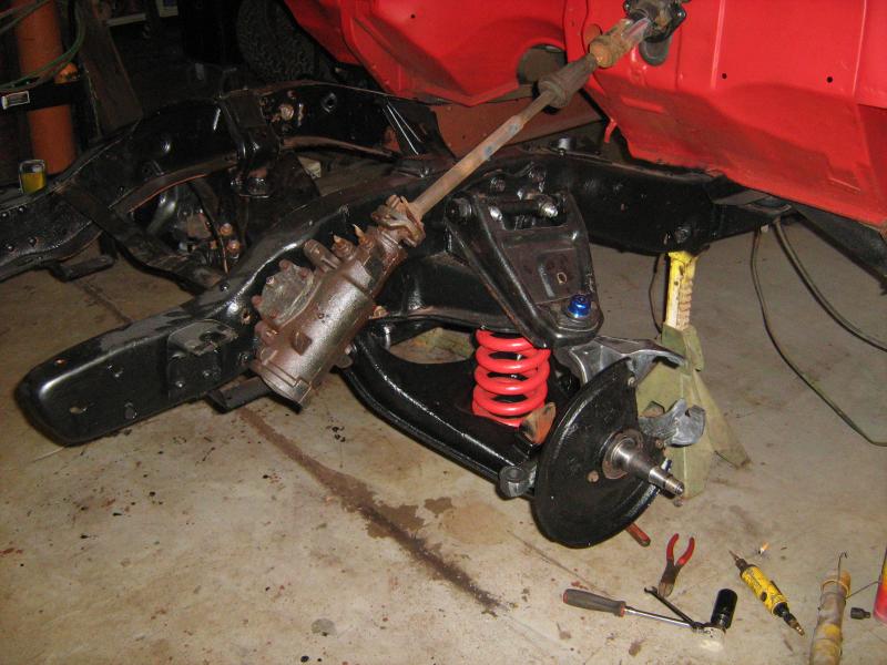 steering box is out of a 89 4wd blazer with a 79 2wd pitman arm and a 90 gmc tilt column.