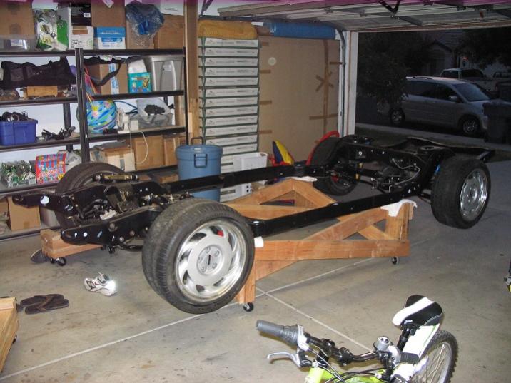 A year later - completed chassis. Full GW suspension, Moser 12-bolt with TruTrac diff and 3.90 gears. C5 front hubs with C5 brakes on all 4 corners. I also installed SpeedTech AFX spindles - awesome pieces.