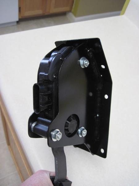 The GMPP kit for the LS376/480 required the use of an electronic fuel pedal. This is what I had rigged up to mount it against the firewall...