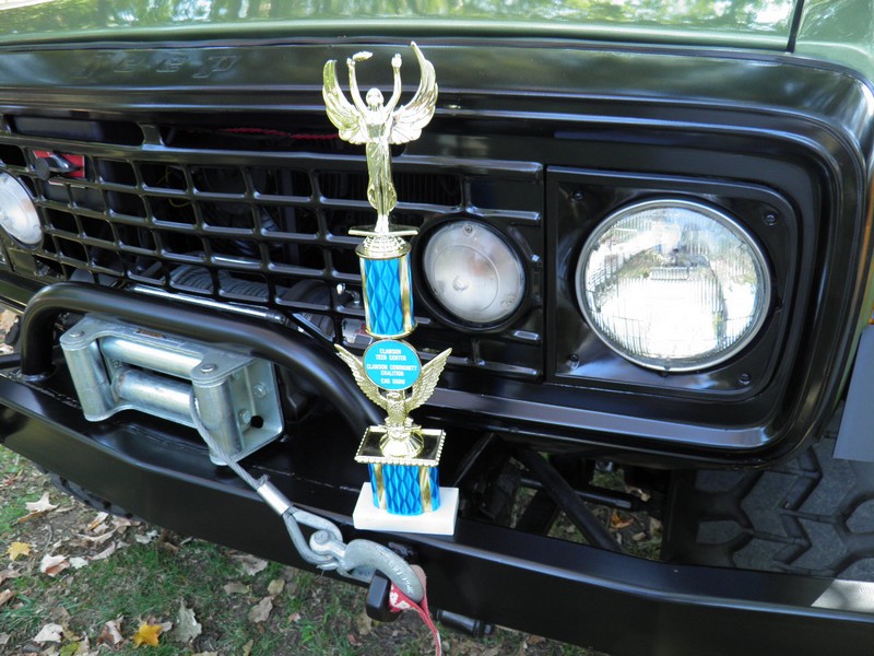 PA100121
Yep, that's grumpy's Jeep.  He won a trophy.